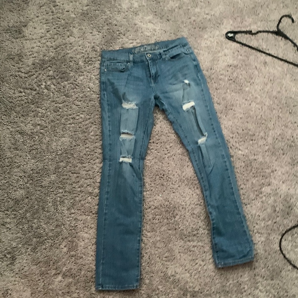 Skinny ripped jeans